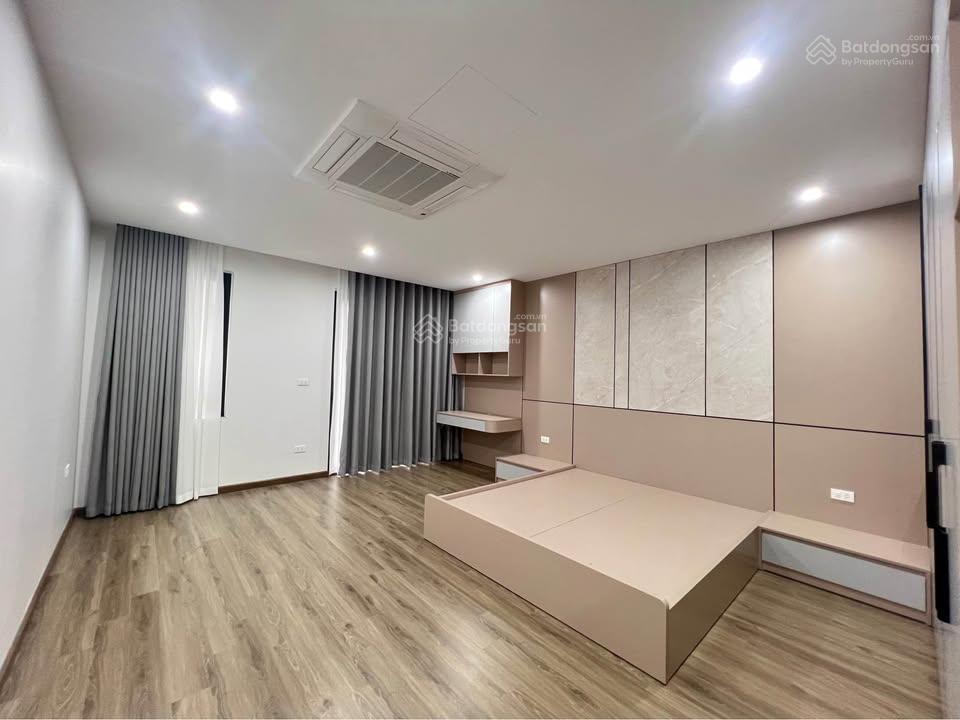 Bán nhà ngọc thụy đường 5m trải nhựa 50m 6t thang máy ~ 16 tỷ tl sâu, k quy hoạch, sổ đỏ sẵn