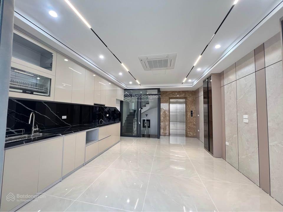 Bán nhà ngọc thụy đường 5m trải nhựa 50m 6t thang máy ~ 16 tỷ tl sâu, k quy hoạch, sổ đỏ sẵn