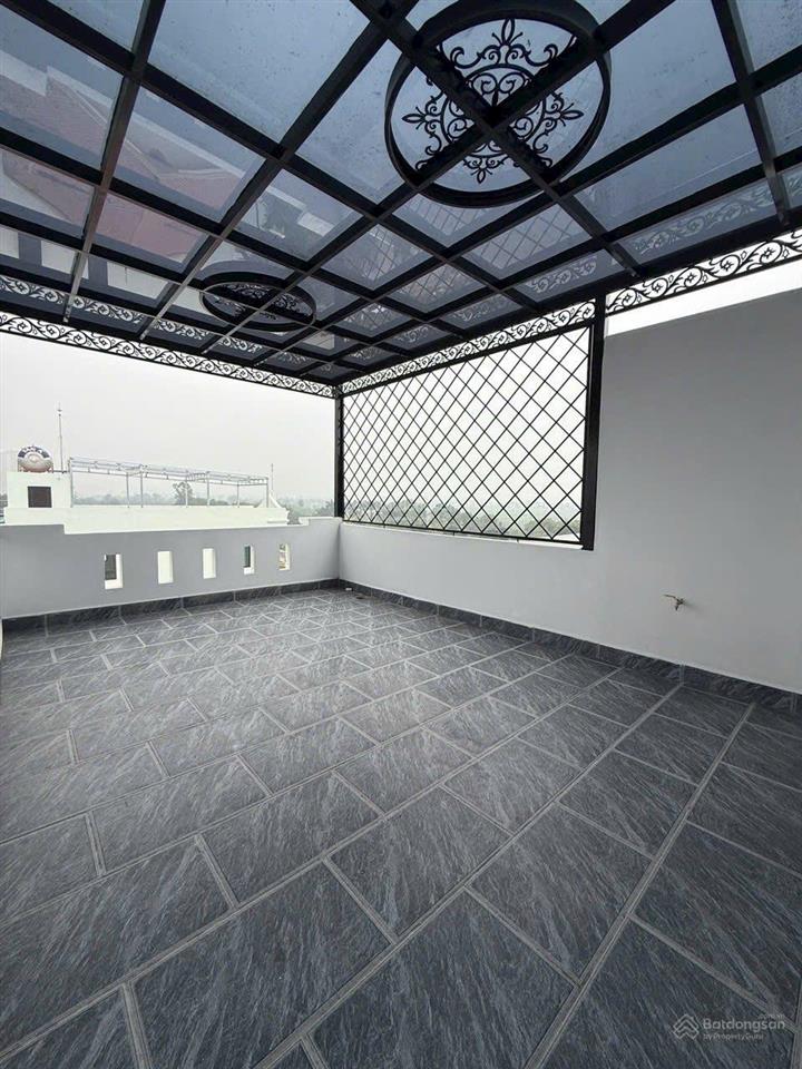 Hạ sâu giá nào cũng bán nhà long biên 200m lên cầu vĩnh tuy 55m 6t thang máy 7 chỗ vào ~14tỷ