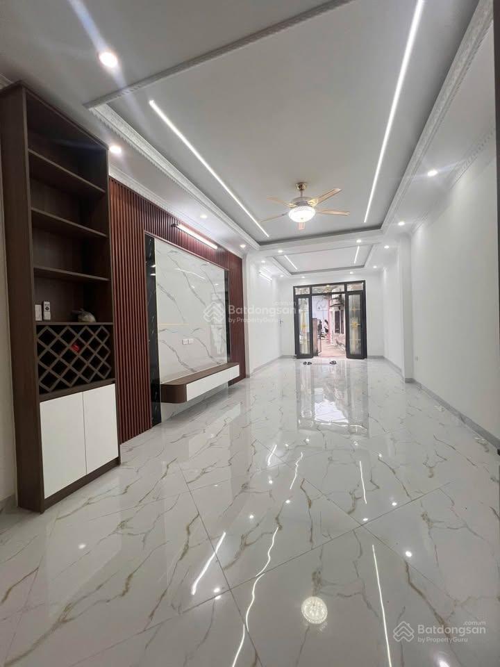 Bán nhà chính chủ phường long biên cổ linh 48m 6t thang máy, ngõ thông giá 7.5 tỷ ctl