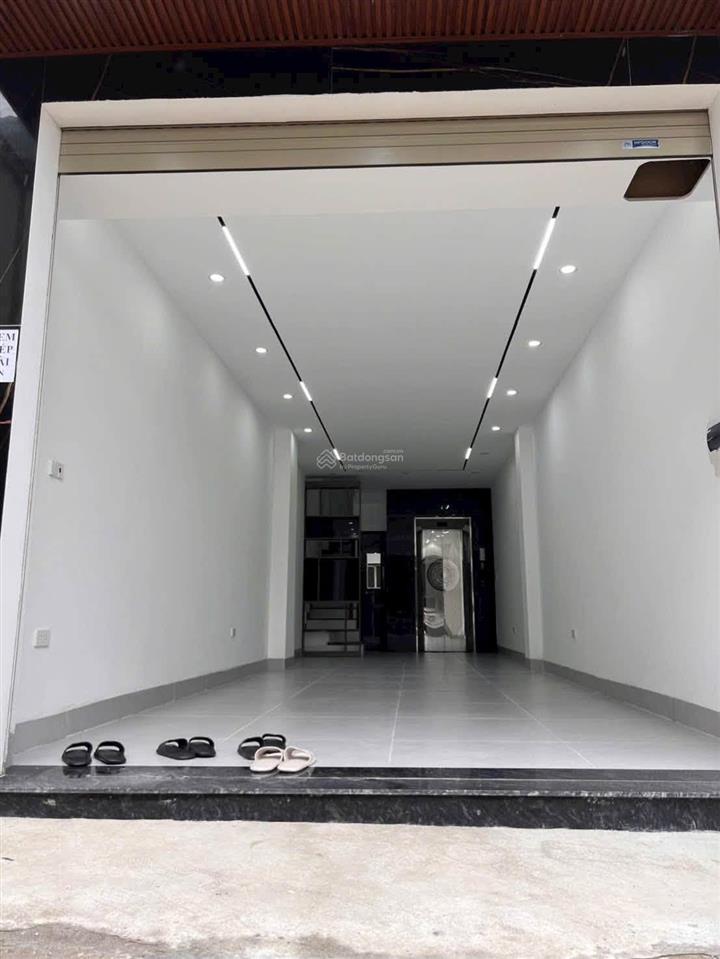 Bán nhà thạch bàn, ngay cổ linh, 45m2 6t thang máy, gara ô tô vào hơn 9 tỷ ctl thiện chí