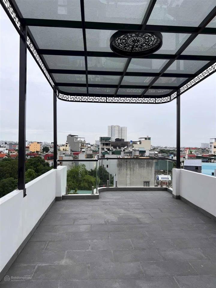 Bán nhà thạch bàn, ngay cổ linh, 45m2 6t thang máy, gara ô tô vào hơn 9 tỷ ctl thiện chí