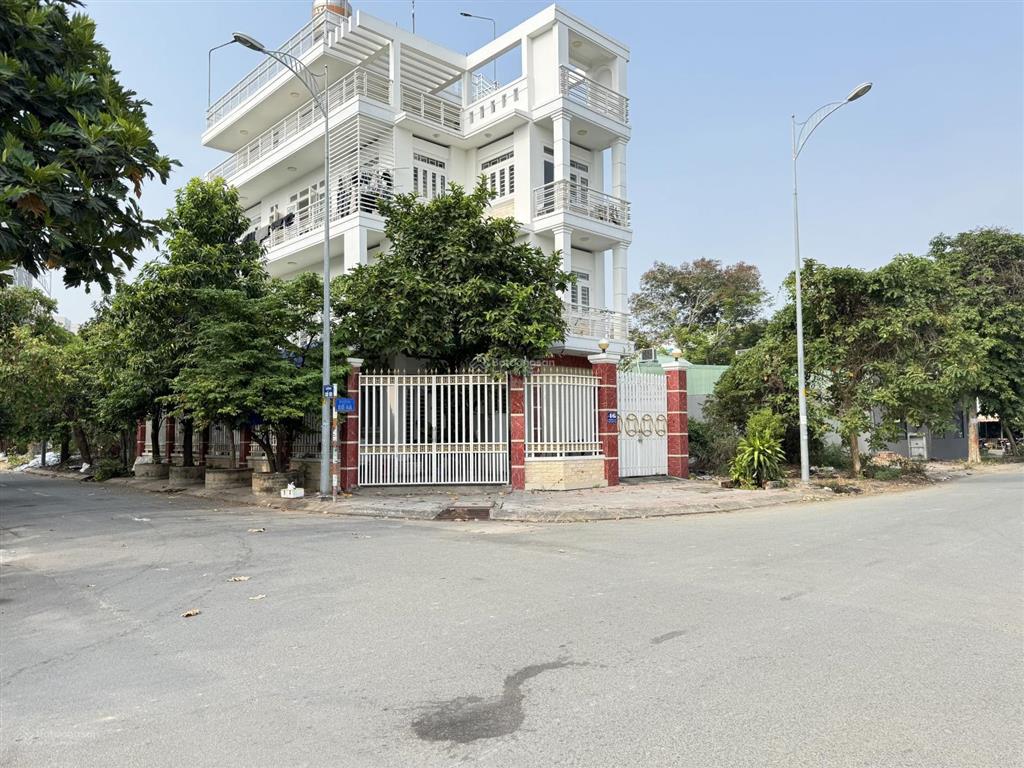 Bán gấp lô đất mt 11a  khu tđc phước thiện  sát bên vinhomes  vđ3  tp thủ đức