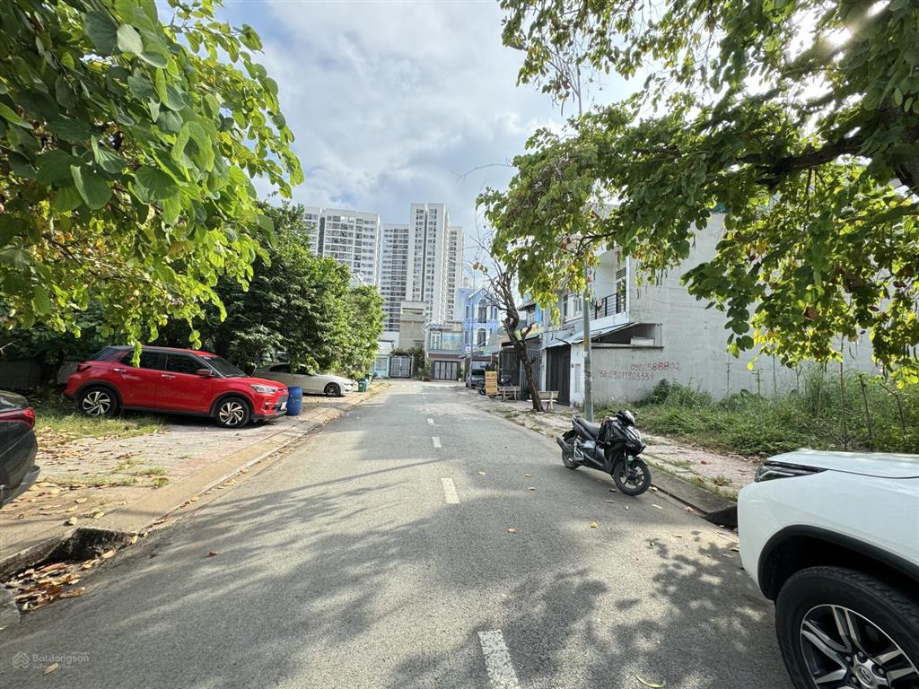 Bán gấp lô đất mt 11a  khu tđc phước thiện  sát bên vinhomes  vđ3  tp thủ đức