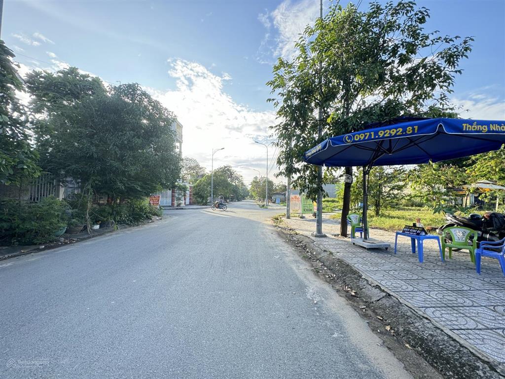Hàng đầu tư  11,2 tỷ 140m2 mặt tiền 4a cực đẹp, đường 16m .tđc phước thiện, đối diện vinhomes .