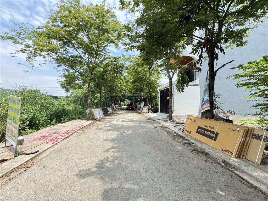Bán gấp lô đất đẹp giá tốt 1 sẹt nguyễn xiển, sát bên vinhomes