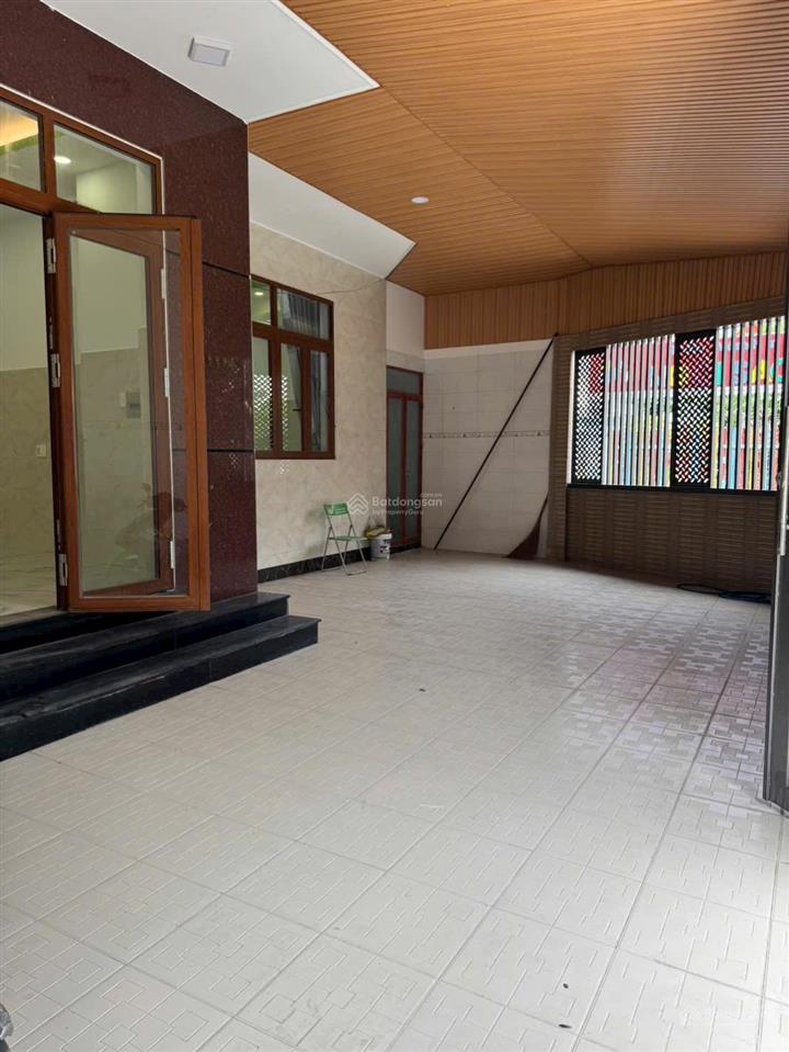 Bán gấp căn nhà đẹp góc 2mt đường 6  lò lu  đối diện chung cư gamuda