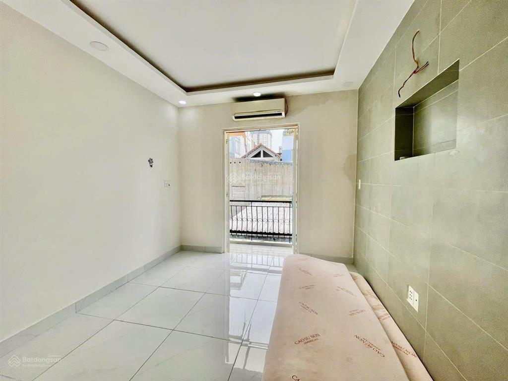 3ty580 tl nhà 3 tầng 2pn , đúc btct hoàn công , khu hiện hữu vị trí đẹp