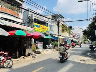 8,5 tỷ mặt tiền ba đình nhà cũ tiện xây sửa. diện tích lớn shr khu hiện hữu