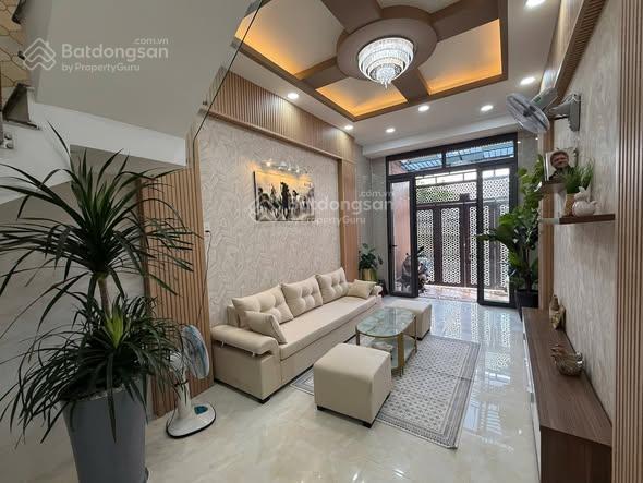 8,6 tỷ nhà mặt tiền bình đông vị trí sinh lời cao , hoàn công đủ