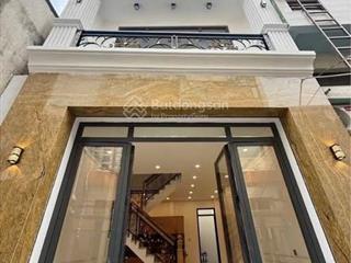 Nhà xây mới 4 tầng đúc btct 4pn lớn 5x13 cách mt 3 căn shr hiện hữu hoàn công đủ