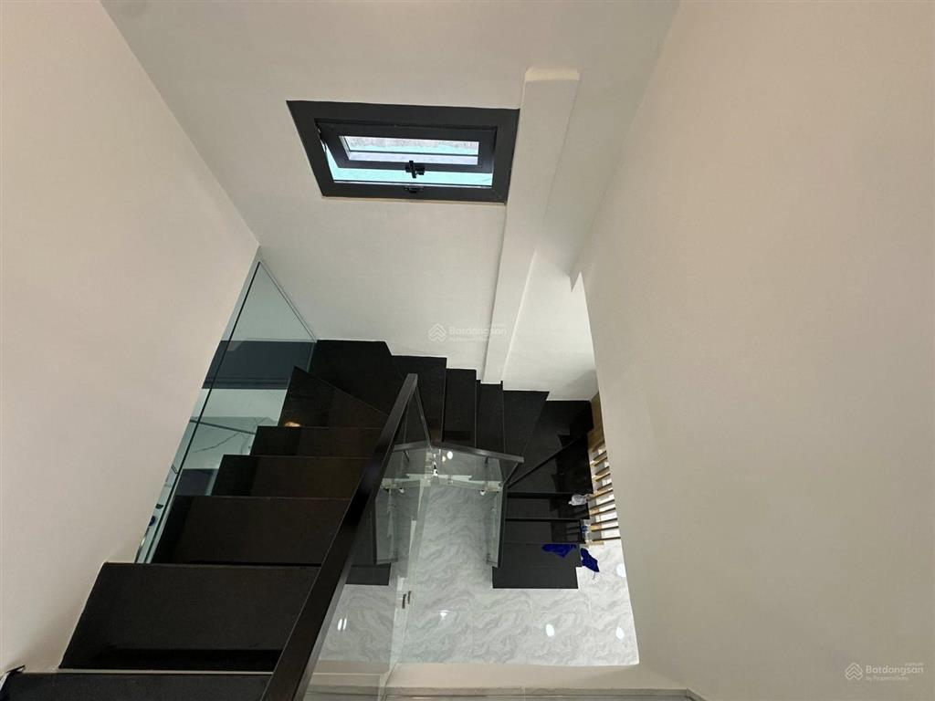 4,48 tỷ còn tl nhà mới ở ngay 3,2 x 9m (nở hậu) shr hoàn công đầy đủ