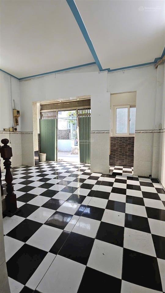 4,98 tỷ nhà 2 tầng đúc btct nguyễn duy p9q8 5,2 x 7,5 shr