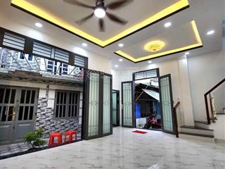 Nhà mới rộng 7x6 ( trêt lầu 3pn ) vào ở liền shr khu hiện hữu