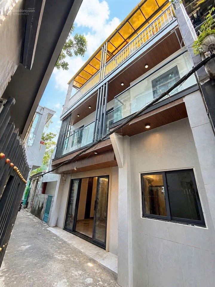 6,2 tỷ còn tl ngay chủ nhà mới 7x6 (trệt 2 lầu 4pn) vị trí đẹp, sổ hồng riêng