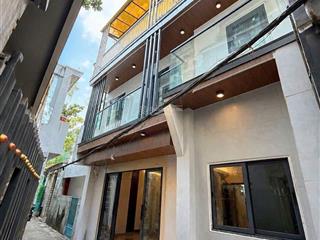 6,5 tỷ còn tl ngay chủ nhà mới 7x6 ( trệt 2 lầu 4pn ) vị trí đẹp , sổ hồng riêng