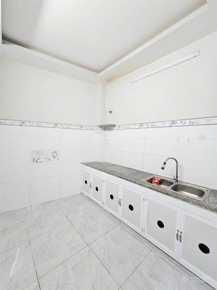 3,78 tỷ nhà p12q8 3,5 x 8,5 ( nở hậu nhẹ ) 1 lầu 2pn sổ hồng riêng kdc hiện hữu