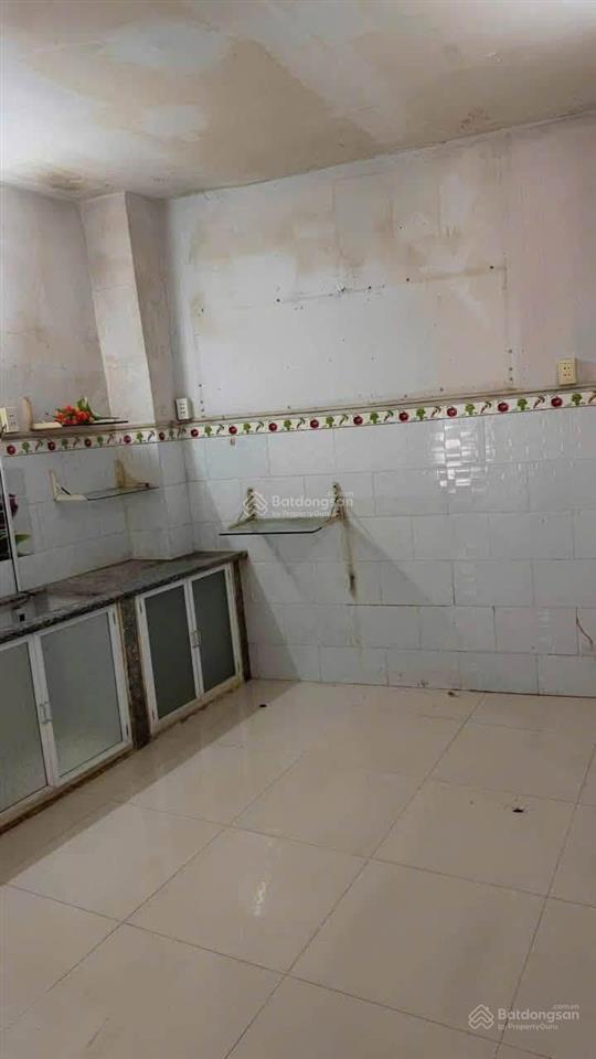 5,98 tỷ nhà sửa chữa theo ý thích 3,8 x 13 vị trí đẹp hẻm thông shr p3q8
