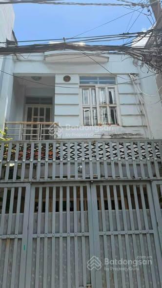 5,98 tỷ nhà sửa chữa theo ý thích 3,8 x 13 vị trí đẹp hẻm thông shr p3q8