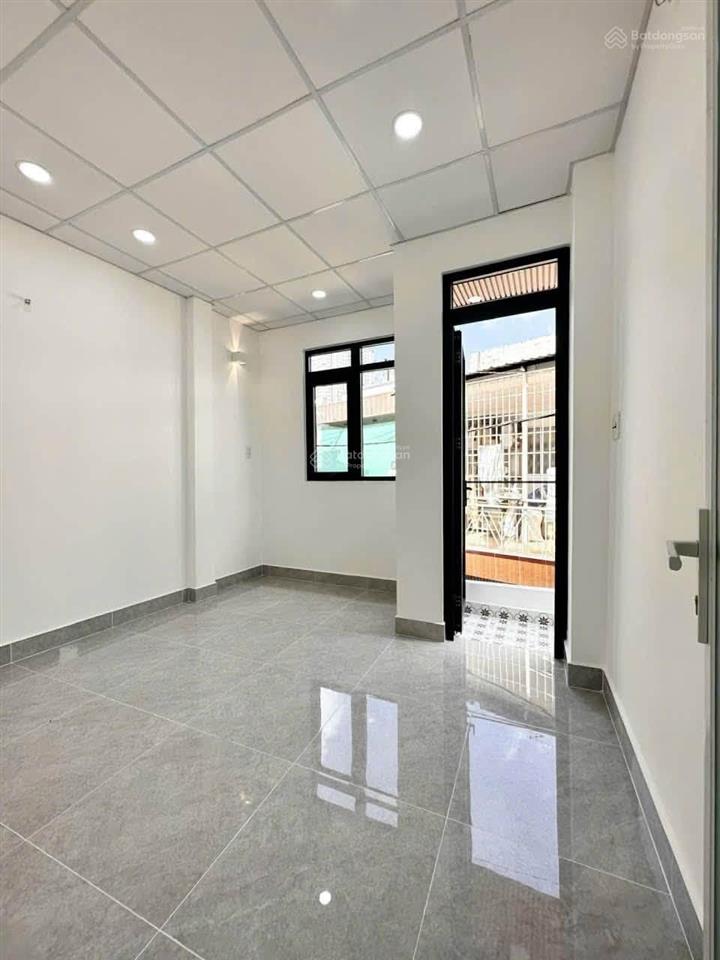 3,45 tỷ nhà đẹp ở ngay 2pn 3,4 x 7,5 (nở hậu 3,8) sổ hồng