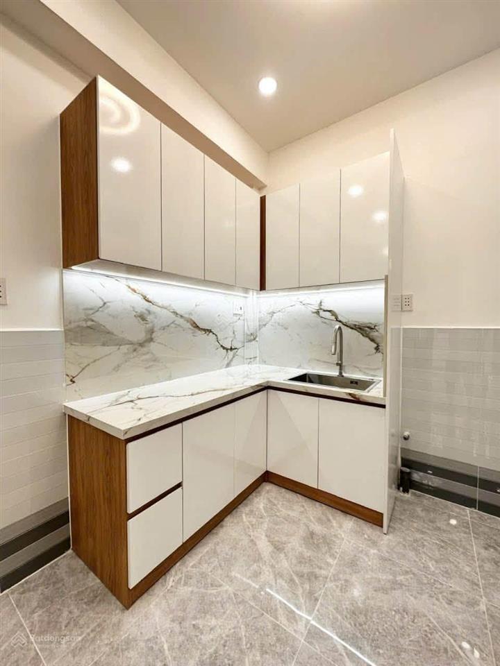 3,45 tỷ nhà đẹp ở ngay 2pn 3,4 x 7,5 (nở hậu 3,8) sổ hồng