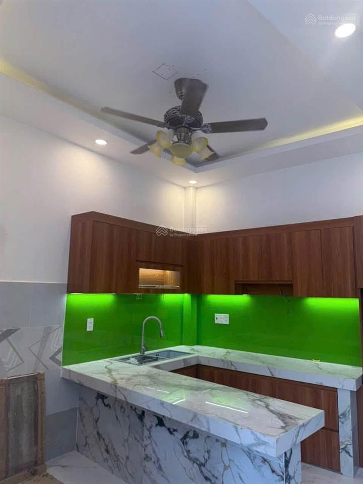 Xây mới ba đình p9 q8 4,5 x 7,5 nở hậu 7m sổ hồng riêng hoàn công mới