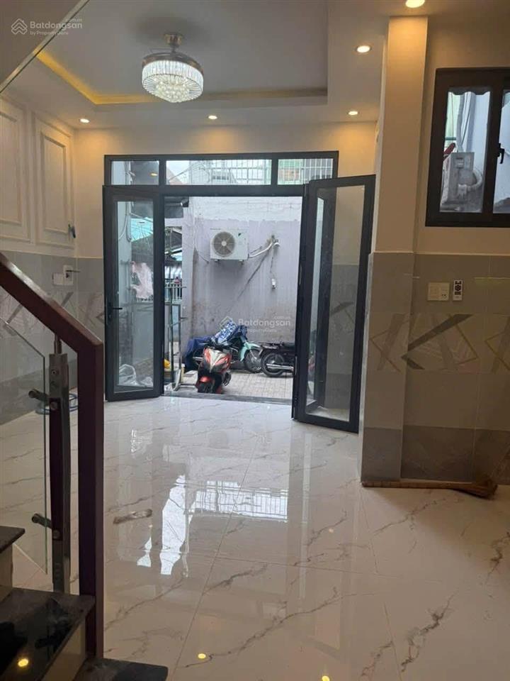 Xây mới ba đình p9 q8 4,5 x 7,5 nở hậu 7m sổ hồng riêng hoàn công mới