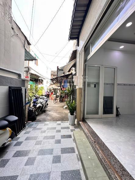 5,58 tỷ / p3q8 âu dương lân / 3,6 x 9 trệt 3 lầu 5pn / sổ hồng khu hiện hữu