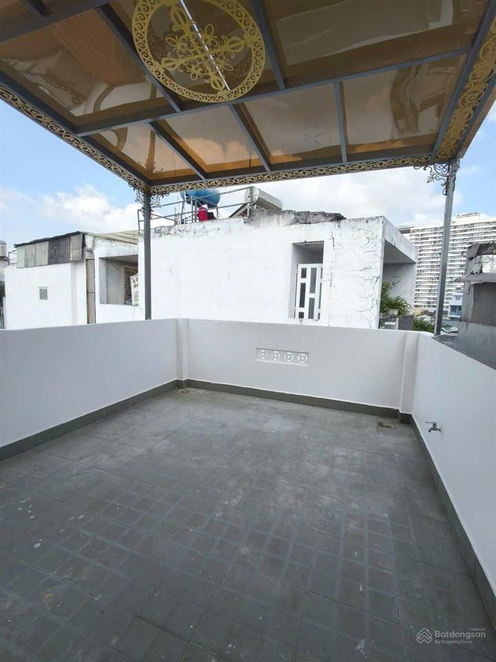 5,58 tỷ / p3q8 âu dương lân / 3,6 x 9 trệt 3 lầu 5pn / sổ hồng khu hiện hữu