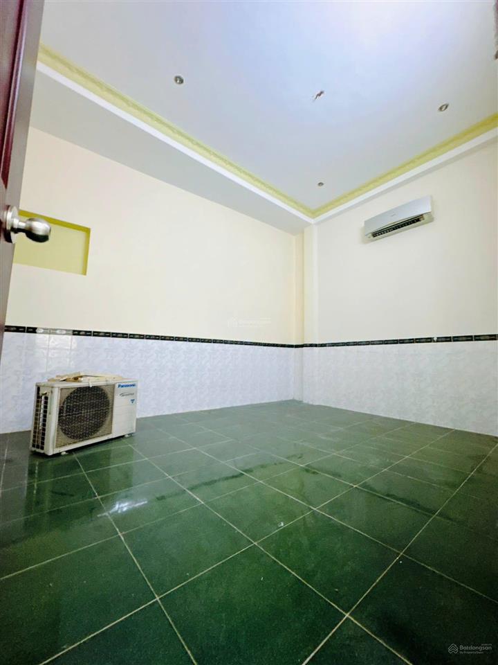 10,88 tỷ mặt tiền ba đình 124m2 đất hiện hữu shr, tiện xây mới