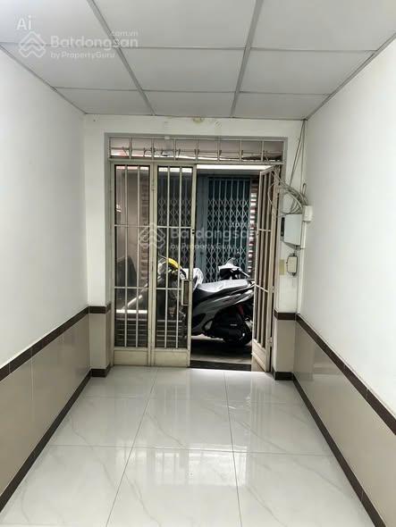 Chỉ 2 tỷ sở hữu nhà sổ hồng riêng p2q8 / sát chợ rạch ông / khu hiện hữu