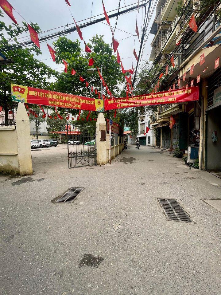 Bán Nhà Kim Ngưu 34m2, 5 Tầng Ngõ Thông Oto Kinh Doanh 8.3 Tỷ