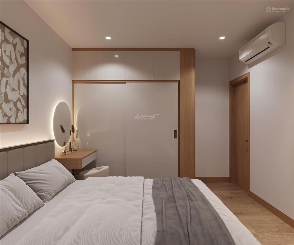 Chính chủ bán nhà tập thể tầng 1 thái thịnh. trước nhà ô tô, kinh doanh, sổ đỏ đầy đủ, giá 2.8 tỷ
