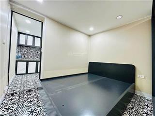 Chính chủ bán nhà tâp thể thái thịnh quận đống đa nhà ô tô. nhà tôi 43m2 giá 2.8 tỷ, sổ đỏ tên tôi