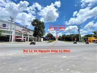 Nền đường lê trọng tấn (lộ giới 47m)  kdc nam long cần thơ