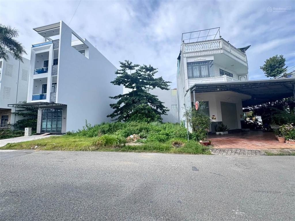 Nền (5*20) mặt tiền lộ 30m  khu dân cư nông thổ sản