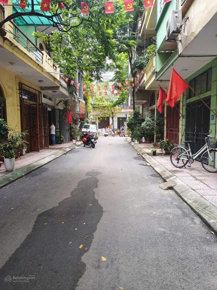Cho thuê nhà nguyên căn 5 tầng ngõ 332 hoàng công chất, phường phú diễn, hà nội