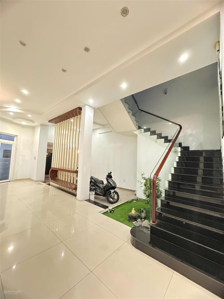 Bán nhà biệt thự đẹp nguyễn văn linh, quận 7, 195,3m2 giá 20.5 tỉ