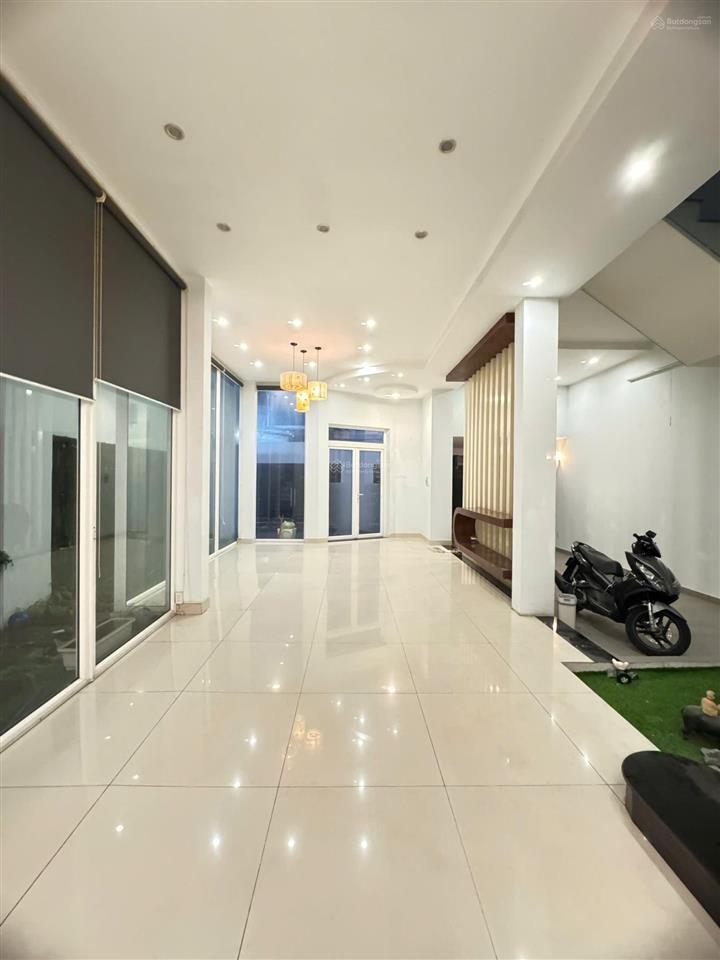 Bán nhà biệt thự đẹp nguyễn văn linh, quận 7, 195,3m2 giá 20.5 tỉ