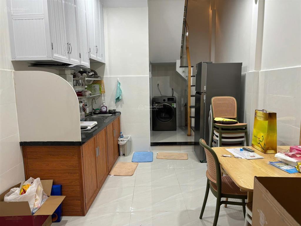 Cho thuê dài hạn nhà riêng 10/15 nguyễn đình chiểu, đa kao, quận 1