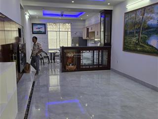 Bán gấp nhà hẻm 105 lê lợi, p. 7 vũng tàu, 113m2, 1t2l, 4pn, hẻm 8m, gần biển, giá 7.3 tỷ