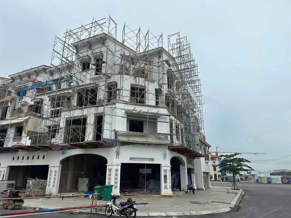 Bán căn góc c1802 blancacity sun world, vị trí vip, nhận nhà tháng 10/2026