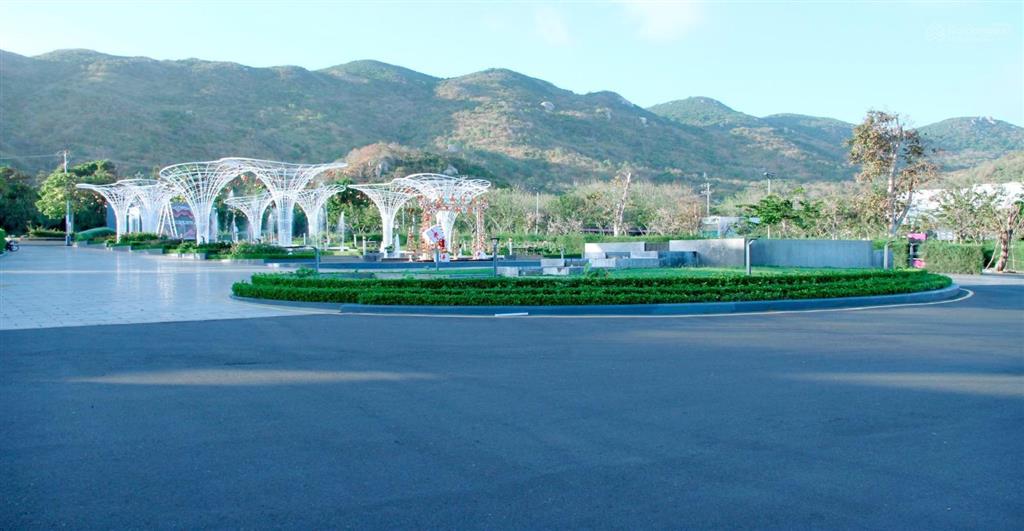 Chính chủ bán biệt thự biển nghỉ dưỡng oceanami luxury homes and resort, long hải, 236m2