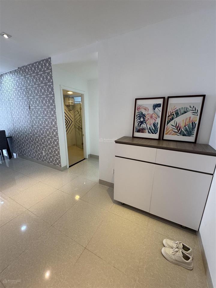Cho thuê căn hộ oasky view trực diện bãi tắm thùy vân và tháp tam thắng
