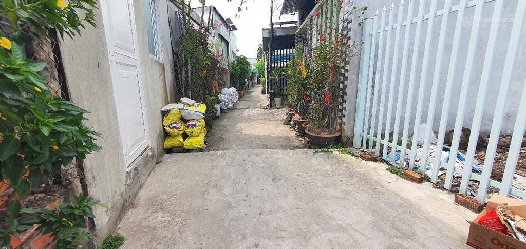 Bán đất xây mini house diện tích 8m x 27m gần cầu trần hoàng nabờ kè sông cần thơ