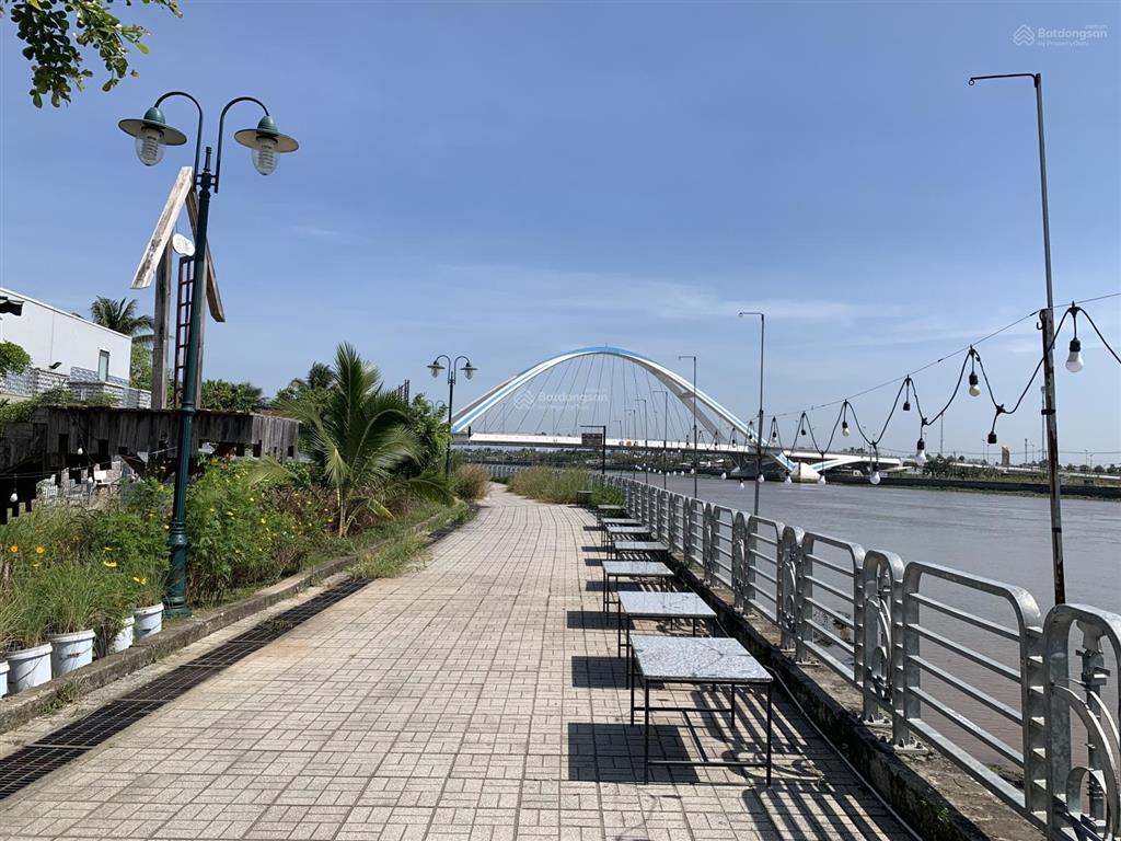Bán đất xây mini house diện tích 8m x 27m gần cầu trần hoàng nabờ kè sông cần thơ