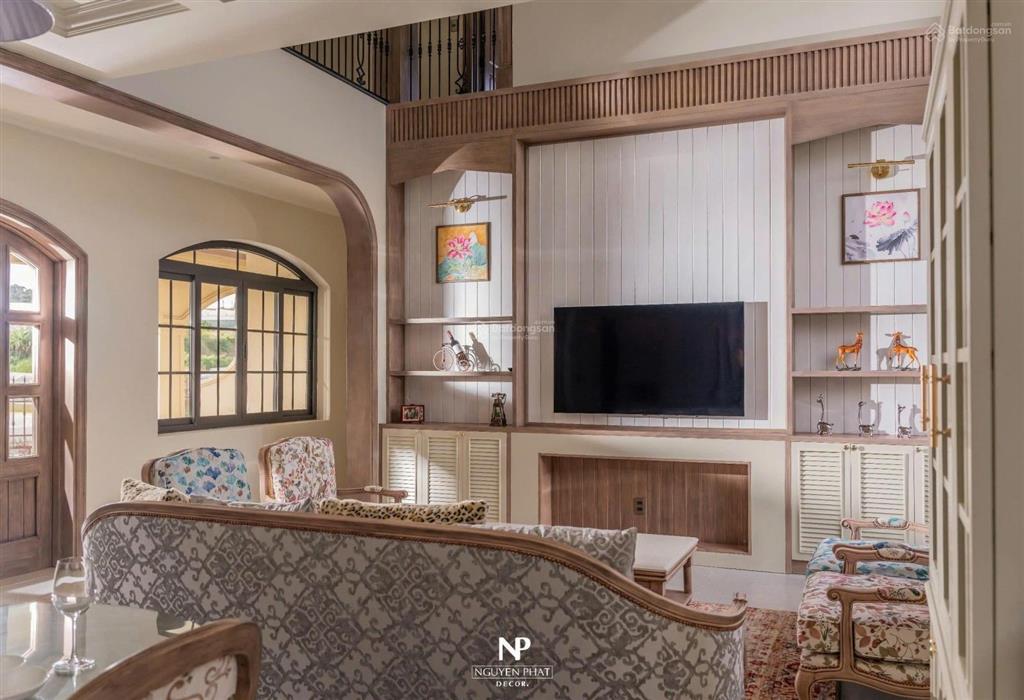 Biệt thự đẹp phong cách châu âu đường đankia, p7, đà lạt. dt 300m2, đường ô tô. giá 17 tỷ