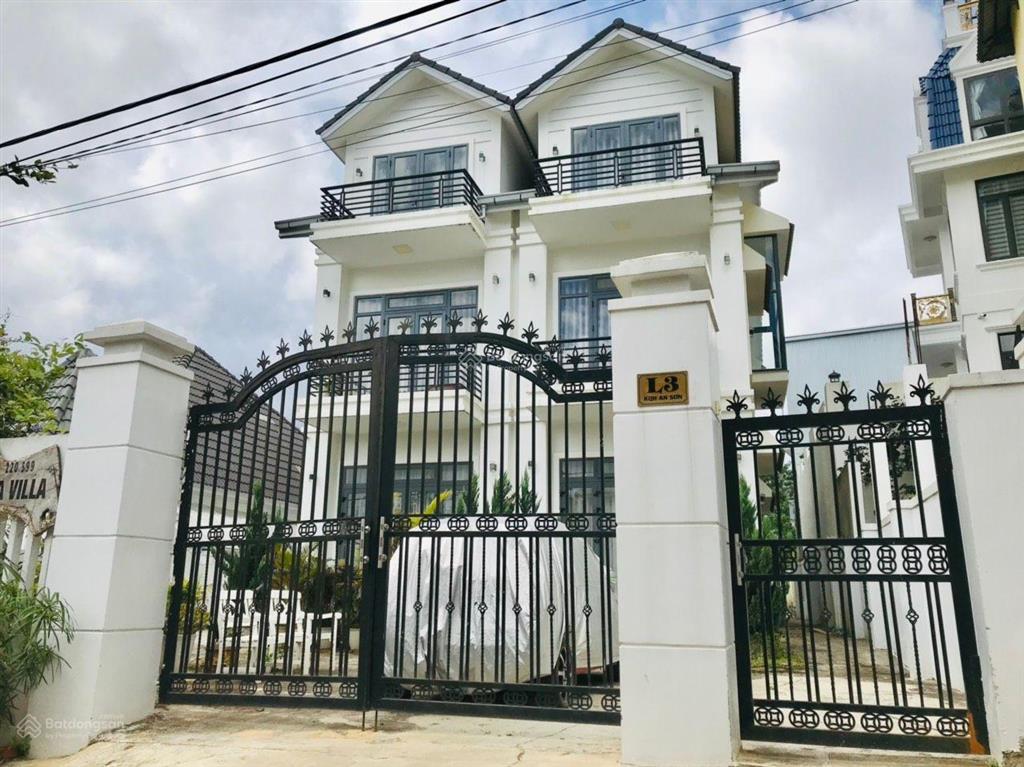 Biệt thự sân vườn kqh an sơn, dt 314m2, 14 phòng ngủ, view đẹp, đường nhựa ô tô. giá 19.5 tỷ