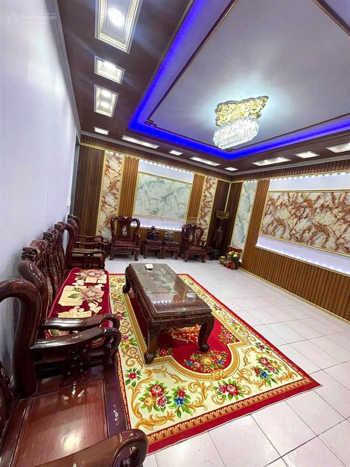 Bán nhà trung tâm đà lạt, mặt tiền thông thiên học, 224m², 5pn, đường 16m, đầu tư tốt