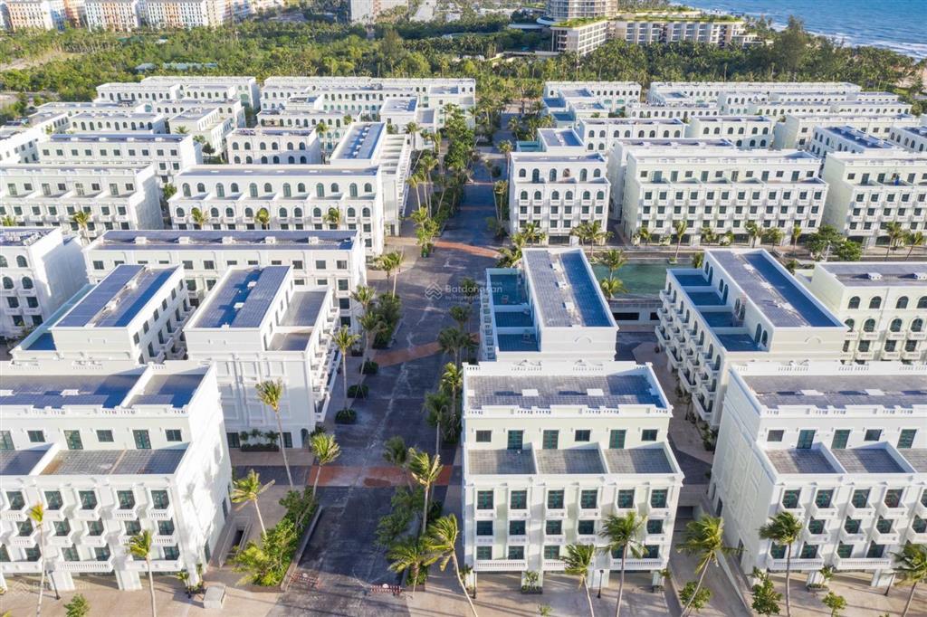 Hàng chuyển nhượng 1 cặp khu waterfront luxury phú quốc bim